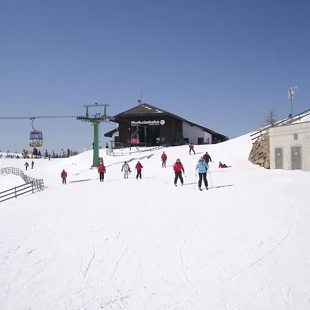 Nyaraló Characterful Old With 4 In Carinthia With Garden *