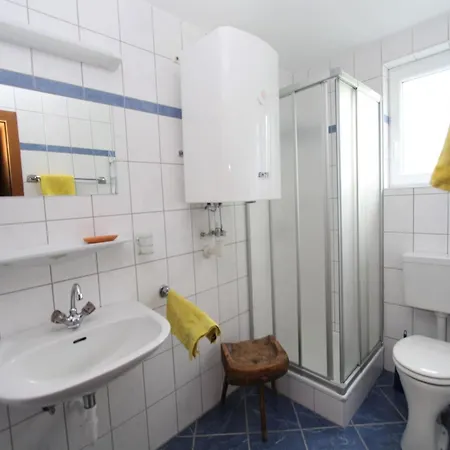 Characterful Old With 4 In Carinthia With Garden Fresach