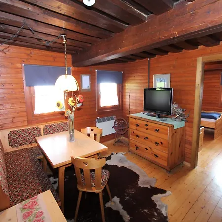 Characterful Old With 4 In Carinthia With Garden Nyaraló *