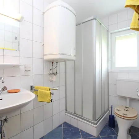 Characterful Old With 4 In Carinthia With Garden * Fresach